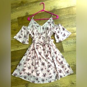 Off the shoulder dress in pink. Size small